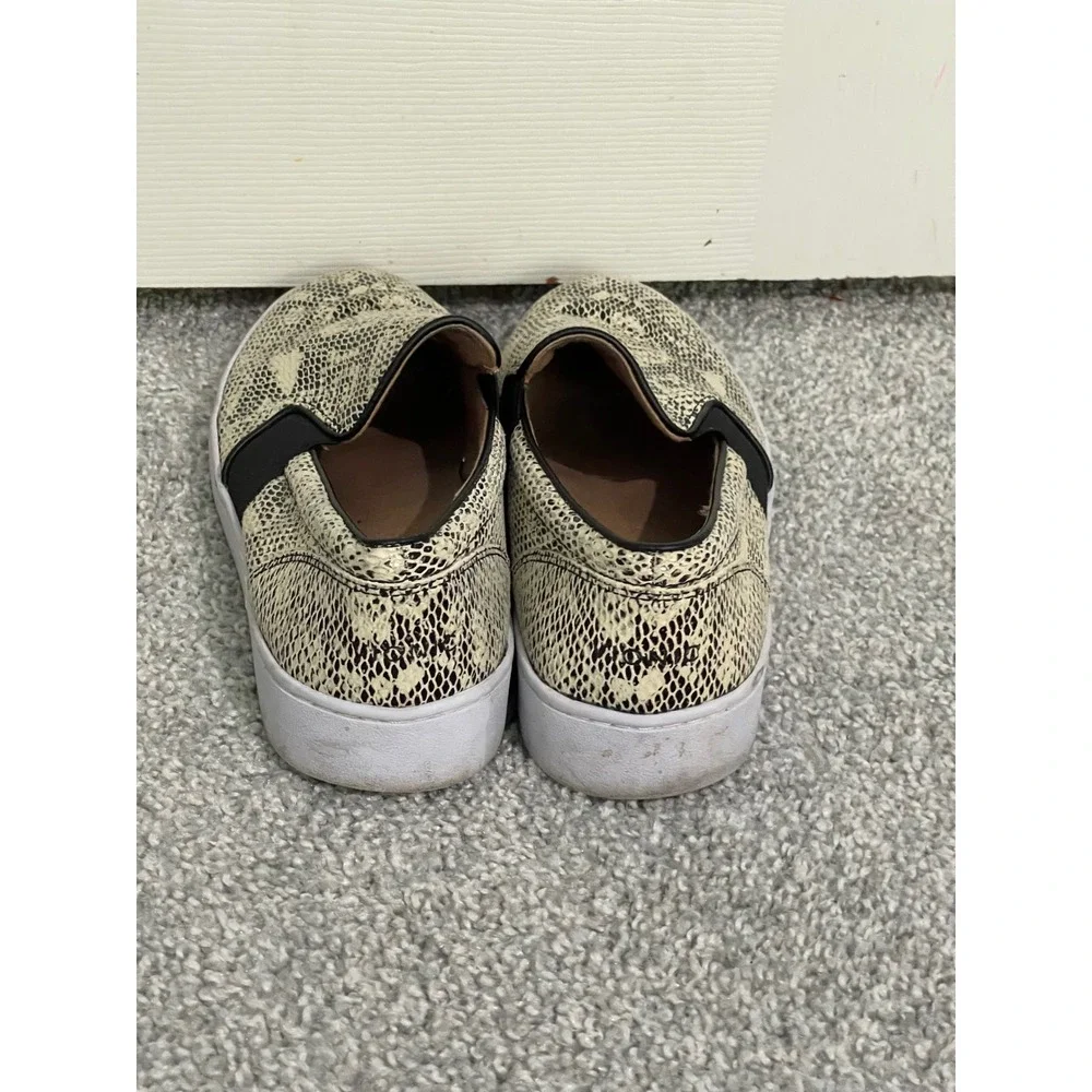 Vionic Demetra Snakeskin Slip On Sneakers Cream Black Leather Womens 9 Orthotic